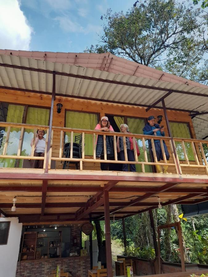 Sendero De Las Aves มินโด ภายนอก รูปภาพ